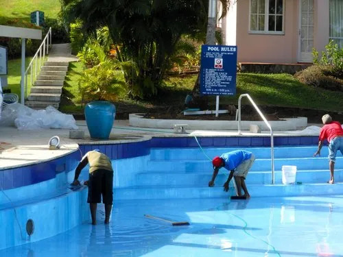 Swimming Pool Annual Maintenance Services